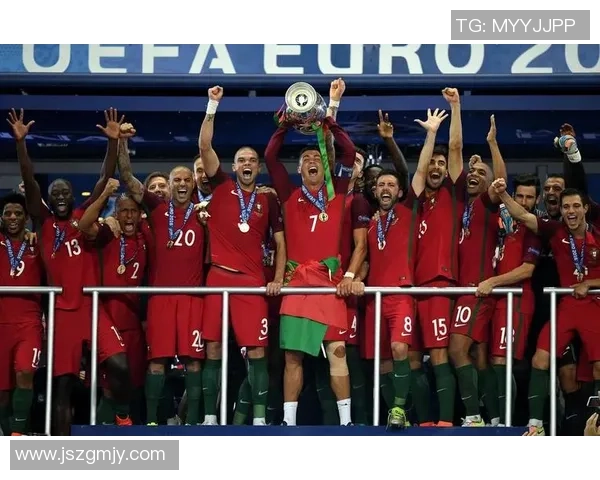 世界杯赛场风云再起 各国劲旅角逐荣耀之巅