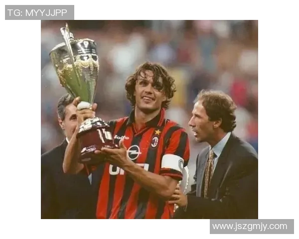 永不褪色的红黑传奇保罗马尔蒂尼与AC米兰的荣耀岁月